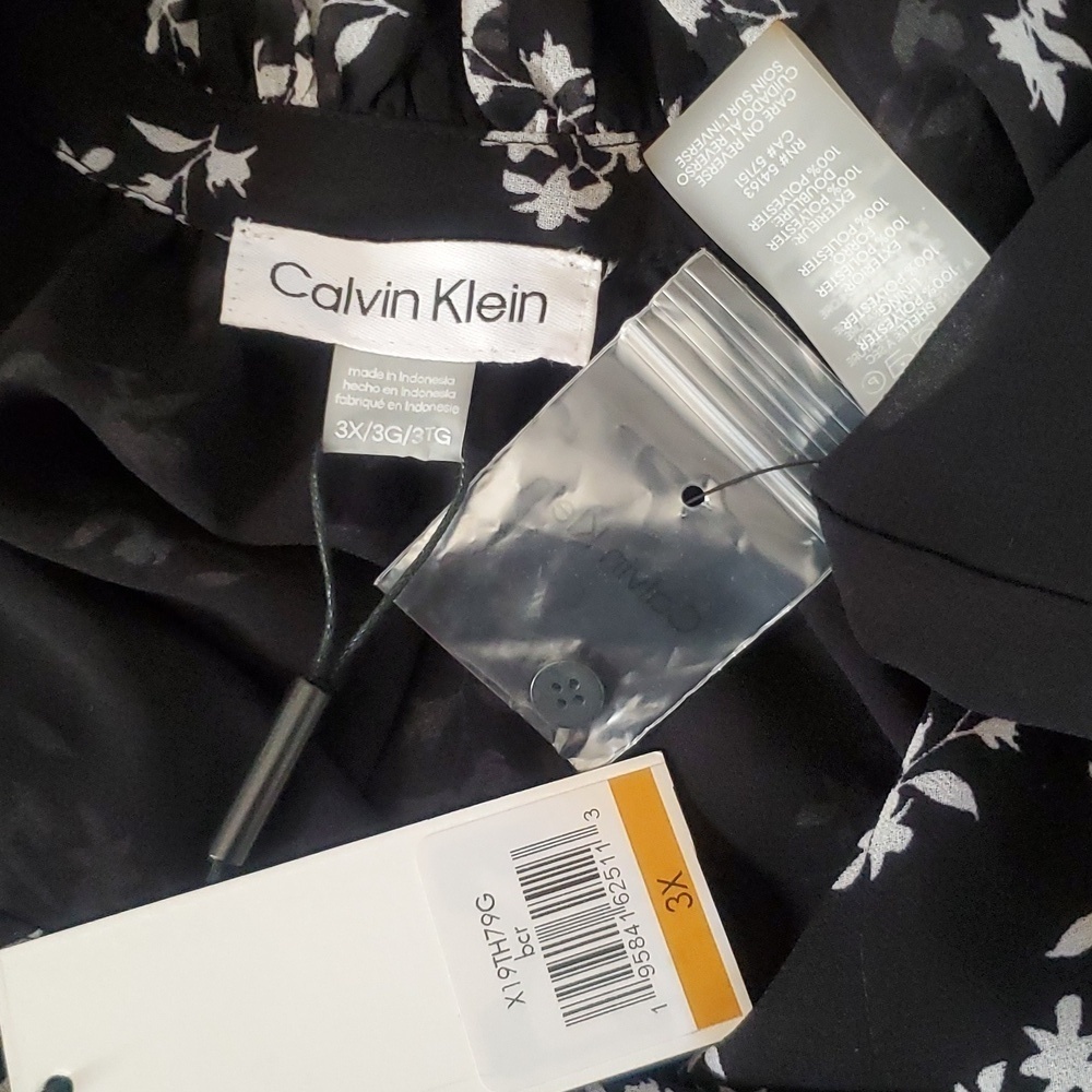 NWT Calvin Klein Black White flowered button down blouse Size 3XL - Picture 8 of 10